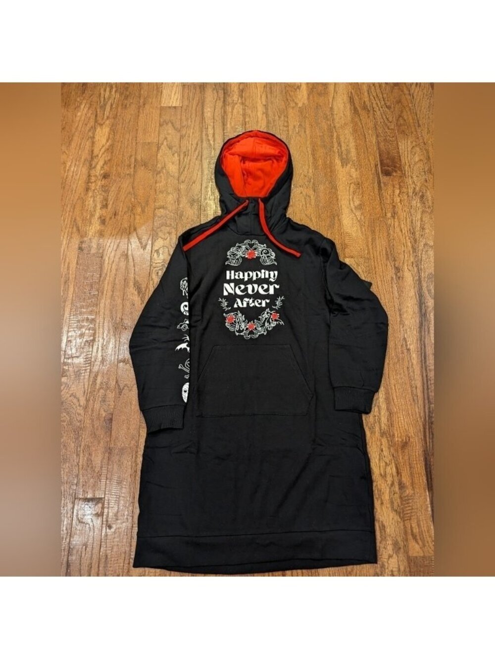 Torrid  Disney Villains Dress, Hoody Dress Happily Never After graphic black 1x - Picture 7 of 10
